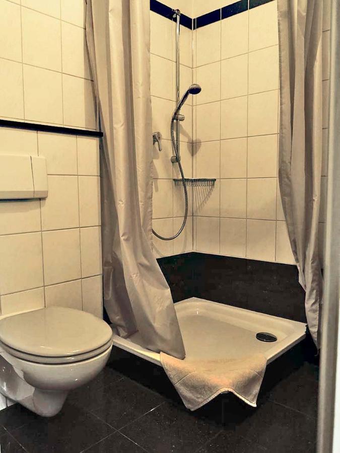 Ferien-Messe-Handwerker- Apartment Bensberg Bergisch Gladbach Eksteriør billede